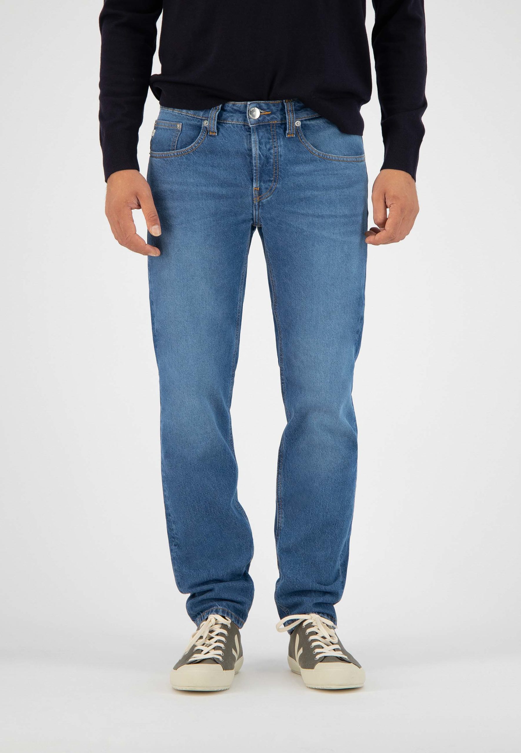Men Sustainable Jeans Regular Dunn Stone Blue Halffront Men Sustainable Jeans Regular Dunn Stone Blue Halffront